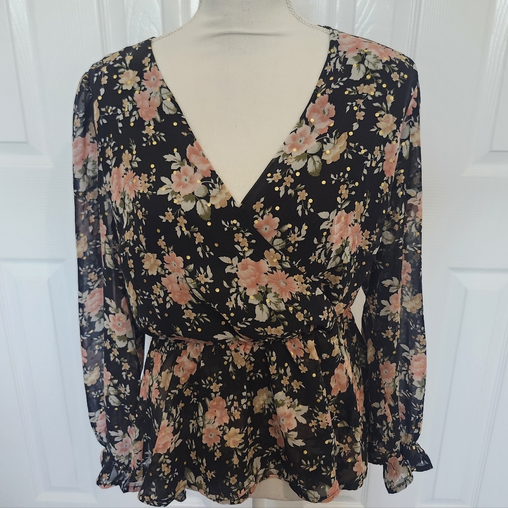QUIZ Size 8 (US) Black/Floral Print V-neck Faux Wrap Long Sleeve Peplum Top